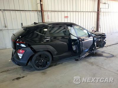 Trzecie zdjęcie samochodu z tyłu: 2026 HYUNDAI KONA SEL SPORT VIN:KM8HF3AB0TU483968 - miniatura