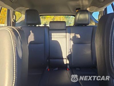 Zdjęcie 10 z 13 samochodu: 2018 TOYOTA RAV4 HV LIMITED VIN:JTMDJREV1JD242667 - miniatura