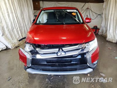 Piąte zdjęcie samochodu w środku: 2017 MITSUBISHI OUTLANDER SE VIN:JA4AZ3A30HZ003213 - miniatura
