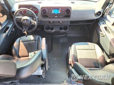 Zdjęcie 8 z 13 samochodu: 2023 MERCEDES-BENZ SPRINTER 2500 DELIVERY VAN VIN:W1Y4NCHY2PT150744 - miniatura