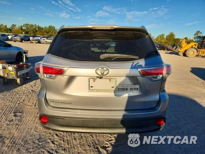 Zdjęcie 6 z 13 samochodu: 2015 TOYOTA HIGHLANDER LE VIN:5TDZKRFH3FS064221 - miniatura