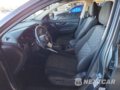 Zdjęcie 7 z 12 samochodu: 2017 NISSAN ROGUE SPORT SV VIN:JN1BJ1CR7HW128639 - miniatura