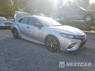 Czwarte zdjęcie samochodu z boku: 2018 TOYOTA CAMRY SE VIN:4T1B11HK0JU015850 - miniatura