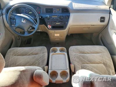 Zdjęcie 8 z 13 samochodu: 2003 HONDA ODYSSEY EX VIN:5FNRL18673B014156 - miniatura