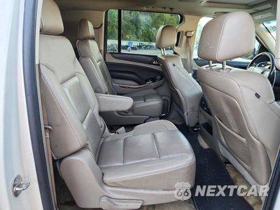 Zdjęcie 11 z 13 samochodu: 2015 CHEVROLET SUBURBAN C1500 LTZ VIN:1GNSCKKC9FR136562 - miniatura