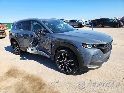 Czwarte zdjęcie samochodu z boku: 2023 MAZDA CX-50 BASE VIN:7MMVABXY8PN143902 - miniatura