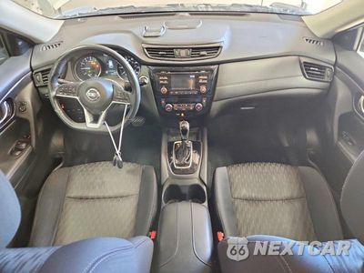 Zdjęcie 8 z 13 samochodu: 2017 NISSAN ROGUE SV VIN:5N1AT2MV4HC896399 - miniatura
