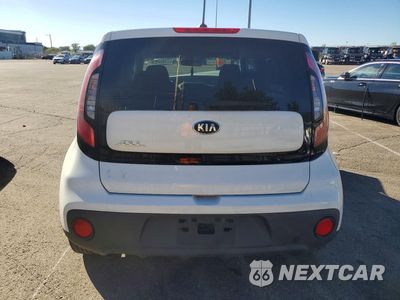 Zdjęcie 6 z 13 samochodu: 2017 KIA SOUL BASE VIN:KNDJN2A28H7442240 - miniatura
