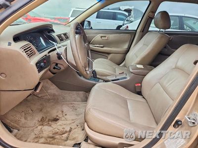 Zdjęcie 7 z 12 samochodu: 2000 TOYOTA CAMRY LE VIN:JT2BG22K5Y0530466 - miniatura