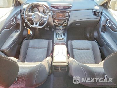 Zdjęcie 8 z 13 samochodu: 2020 NISSAN ROGUE SV VIN:JN8AT2MV8LW120325 - miniatura