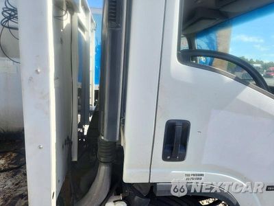 Zdjęcie 11 z 13 samochodu: 2016 ISUZU NPR HD VIN:54DC4W1B7GS801488 - miniatura