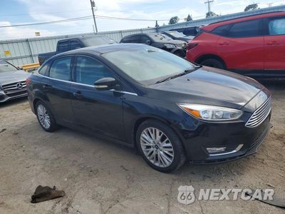 Czwarte zdjęcie samochodu z boku: 2018 FORD FOCUS TITANIUM VIN:1FADP3J20JL276103 - miniatura