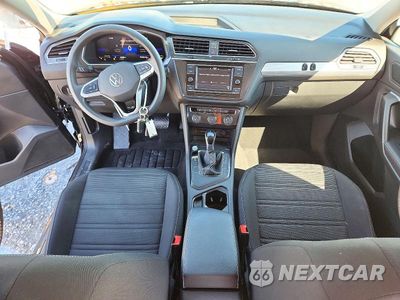 Zdjęcie 8 z 13 samochodu: 2023 VOLKSWAGEN TIGUAN S VIN:3VVRB7AX0PM117771 - miniatura