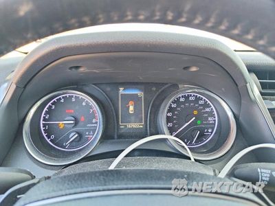 Zdjęcie 9 z 12 samochodu: 2018 TOYOTA CAMRY SE VIN:4T1B11HK1JU655243 - miniatura