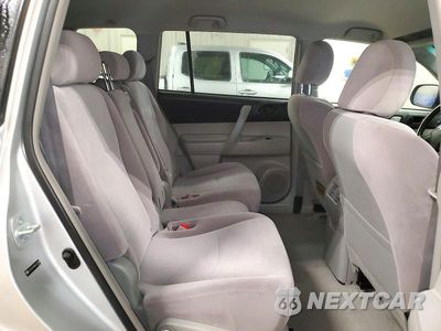 Zdjęcie 11 z 13 samochodu: 2008 TOYOTA HIGHLANDER BASE VIN:JTEES41A882077788 - miniatura