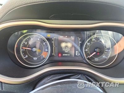 Zdjęcie 9 z 13 samochodu: 2014 JEEP CHEROKEE LATITUDE VIN:1C4PJLCB4EW126425 - miniatura