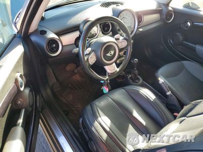 Zdjęcie 8 z 12 samochodu: 2009 MINI COOPER VIN:WMWMF335X9TW70558 - miniatura
