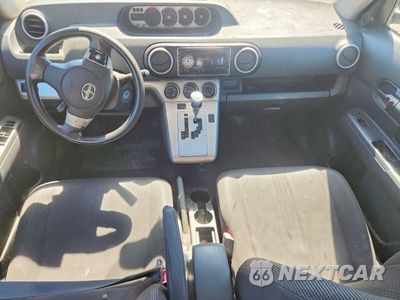 Zdjęcie 8 z 12 samochodu: 2008 SCION XB BASE VIN:JTLKE50E481050476 - miniatura
