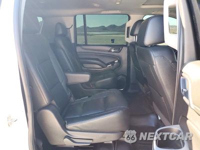 Zdjęcie 11 z 13 samochodu: 2019 CHEVROLET SUBURBAN C1500 LT VIN:1GNSCHKC7KR333825 - miniatura
