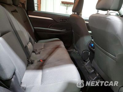 Zdjęcie 11 z 13 samochodu: 2018 TOYOTA HIGHLANDER LE VIN:5TDBZRFH6JS843523 - miniatura