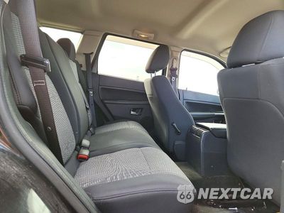 Zdjęcie 11 z 13 samochodu: 2010 JEEP GRAND CHEROKEE LAREDO VIN:1J4PR4GK1AC147294 - miniatura