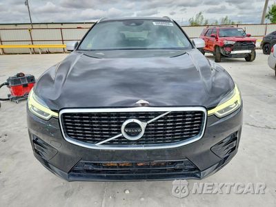 Piąte zdjęcie samochodu w środku: 2019 VOLVO XC60 T5 R-DESIGN VIN:LYV102DM1KB288971 - miniatura