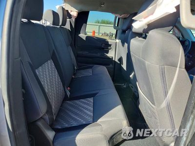 Zdjęcie 10 z 13 samochodu: 2021 TOYOTA TUNDRA SR VIN:5TFRY5F1XMX282013 - miniatura