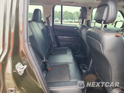 Zdjęcie 11 z 13 samochodu: 2017 JEEP PATRIOT SPORT VIN:1C4NJPBB0HD117852 - miniatura