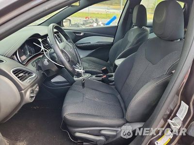 Zdjęcie 7 z 13 samochodu: 2016 DODGE DART SXT VIN:1C3CDFBB8GD645540 - miniatura