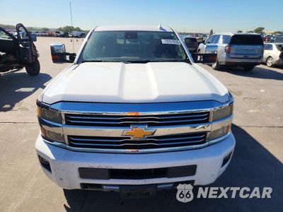 Piąte zdjęcie samochodu w środku: 2016 CHEVROLET SILVERADO K2500 HIGH COUNTRY VIN:1GC1KXE89GF122580 - miniatura