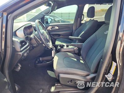 Zdjęcie 7 z 13 samochodu: 2018 CHRYSLER PACIFICA VIN:2C4RC1FG3JR361934 - miniatura