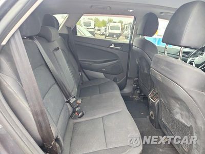Zdjęcie 10 z 12 samochodu: 2019 HYUNDAI TUCSON NIGHT VIN:KM8J33AL7KU984373 - miniatura