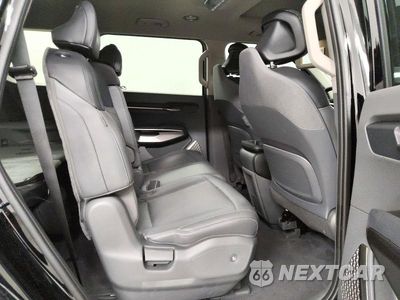 Zdjęcie 11 z 14 samochodu: 2026 KIA EV9 LIGHT VIN:5XYAB5S11TG021567 - miniatura