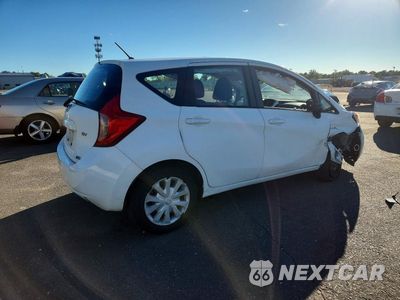 Trzecie zdjęcie samochodu z tyłu: 2015 NISSAN VERSA NOTE SV VIN:3N1CE2CP9FL439960 - miniatura