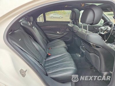 Zdjęcie 10 z 13 samochodu: 2018 MERCEDES-BENZ S 63 AMG 4MATIC VIN:WDDUG8JB9JA395731 - miniatura