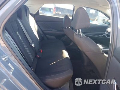 Zdjęcie 10 z 12 samochodu: 2022 HYUNDAI ELANTRA SEL VIN:KMHLS4AG6NU368981 - miniatura
