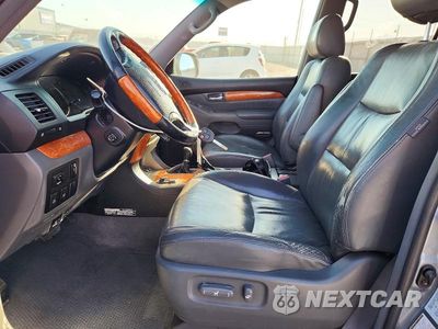 Zdjęcie 7 z 13 samochodu: 2004 LEXUS GX 470 VIN:JTJBT20X240029558 - miniatura