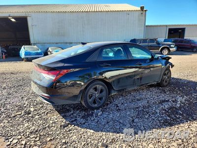 Trzecie zdjęcie samochodu z tyłu: 2022 HYUNDAI ELANTRA SEL VIN:5NPLS4AG5NH065298 - miniatura