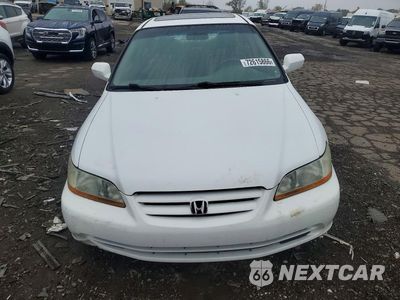 Piąte zdjęcie samochodu w środku: 2002 HONDA ACCORD EX VIN:1HGCG16512A048915 - miniatura