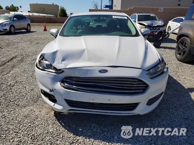 Piąte zdjęcie samochodu w środku: 2015 FORD FUSION S VIN:3FA6P0G79FR151152 - miniatura