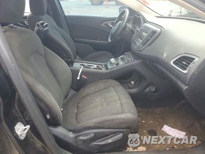 Zdjęcie 7 z 12 samochodu: 2015 CHRYSLER 200 LIMITED VIN:1C3CCCAB2FN685009 - miniatura