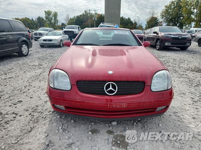 Piąte zdjęcie samochodu w środku: 1998 MERCEDES-BENZ SLK 230 KOMPRESSOR VIN:WDBKK47F4WF006747 - miniatura