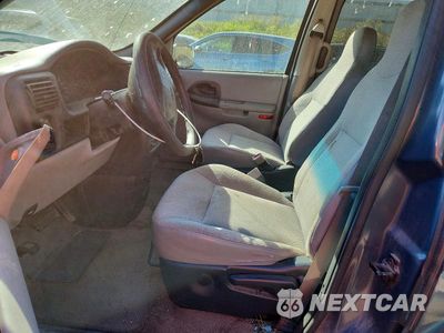 Zdjęcie 7 z 13 samochodu: 2004 CHEVROLET VENTURE VIN:1GNDX03E94D108191 - miniatura