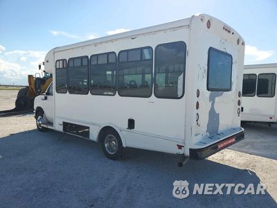 Drugie zdjęcie samochodu z przodu: 2021 FORD E350 SHUTTLE BUS VIN:1FDEE3FNXMDC10823 - miniatura