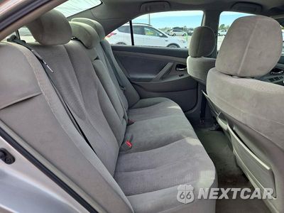 Zdjęcie 10 z 12 samochodu: 2010 TOYOTA CAMRY LE VIN:4T4BF3EKXAR075125 - miniatura