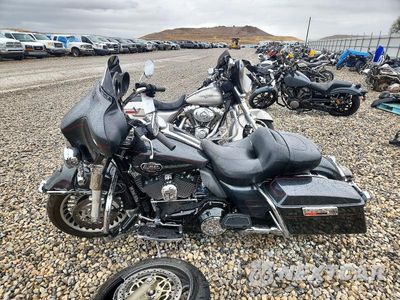 Trzecie zdjęcie samochodu z tyłu: 2009 HARLEY-DAVIDSON FLHTCU VIN:1HD1FC4179Y675459 - miniatura