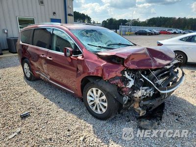 Czwarte zdjęcie samochodu z boku: 2019 CHRYSLER PACIFICA TOURING L VIN:2C4RC1BG2KR537511 - miniatura