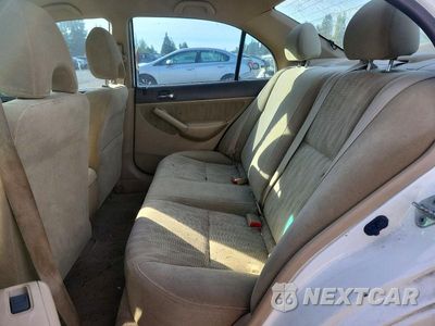 Zdjęcie 10 z 12 samochodu: 2005 HONDA CIVIC LX VIN:2HGES16565H598933 - miniatura