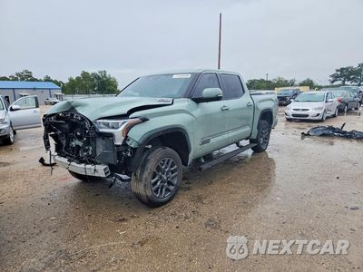 2025 TOYOTA TUNDRA PLATINUM HV 5TFNC5DB4SX091323 - główne zdjęcie licytacji z USA - miniatura