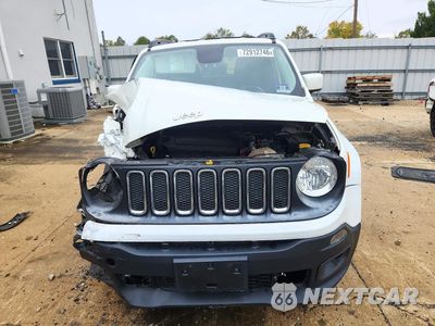 Piąte zdjęcie samochodu w środku: 2017 JEEP RENEGADE LATITUDE VIN:ZACCJBBB9HPF99989 - miniatura